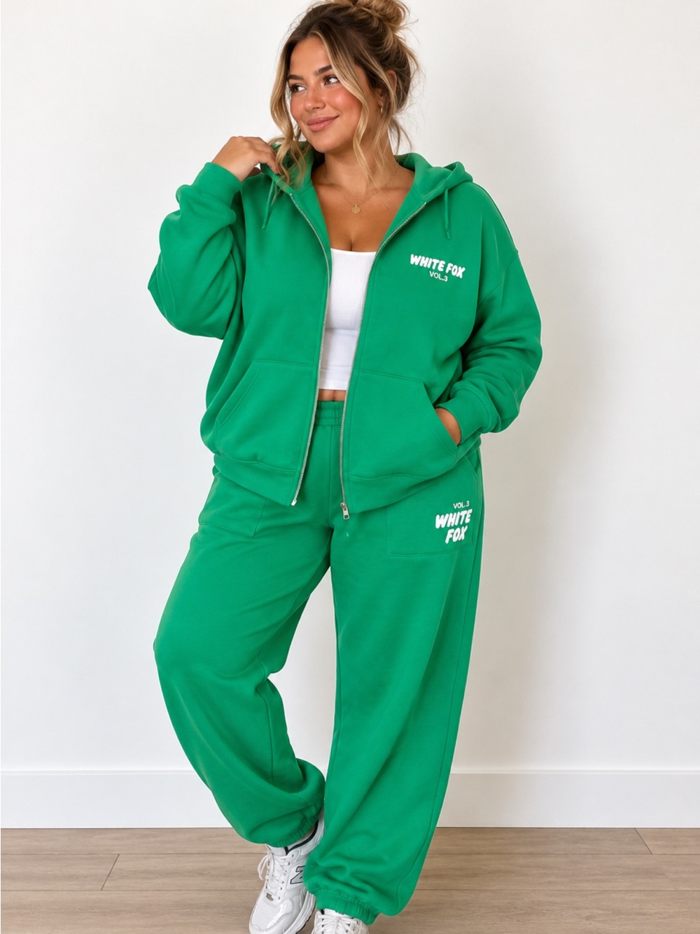 White Fox Green Zip-Up Hoodie and Pants Set Top L/XL , Bottoms XXL